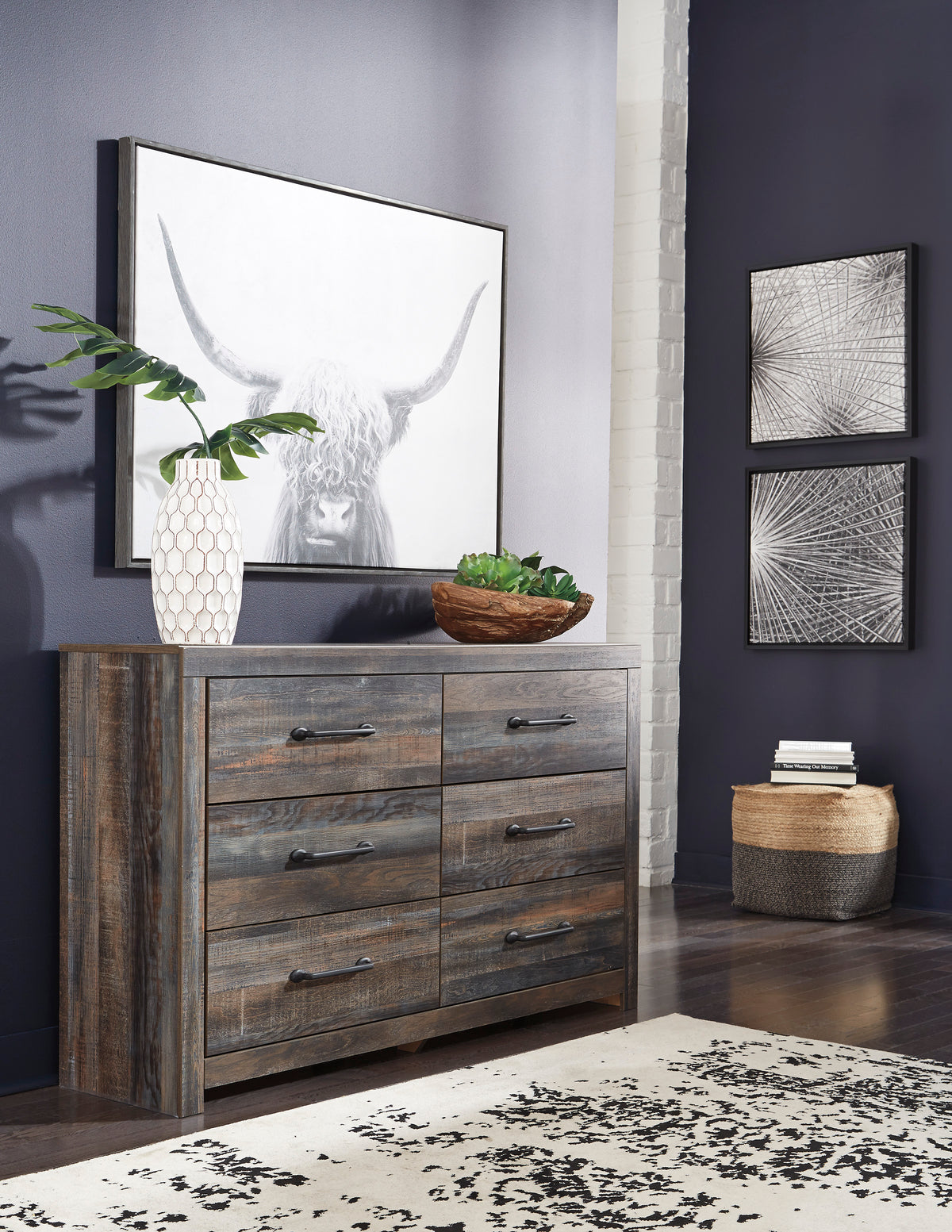 Drystan Bedroom Set
